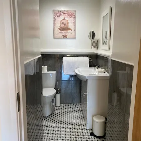 House Boutique - Nancy's Drift * Kylemore